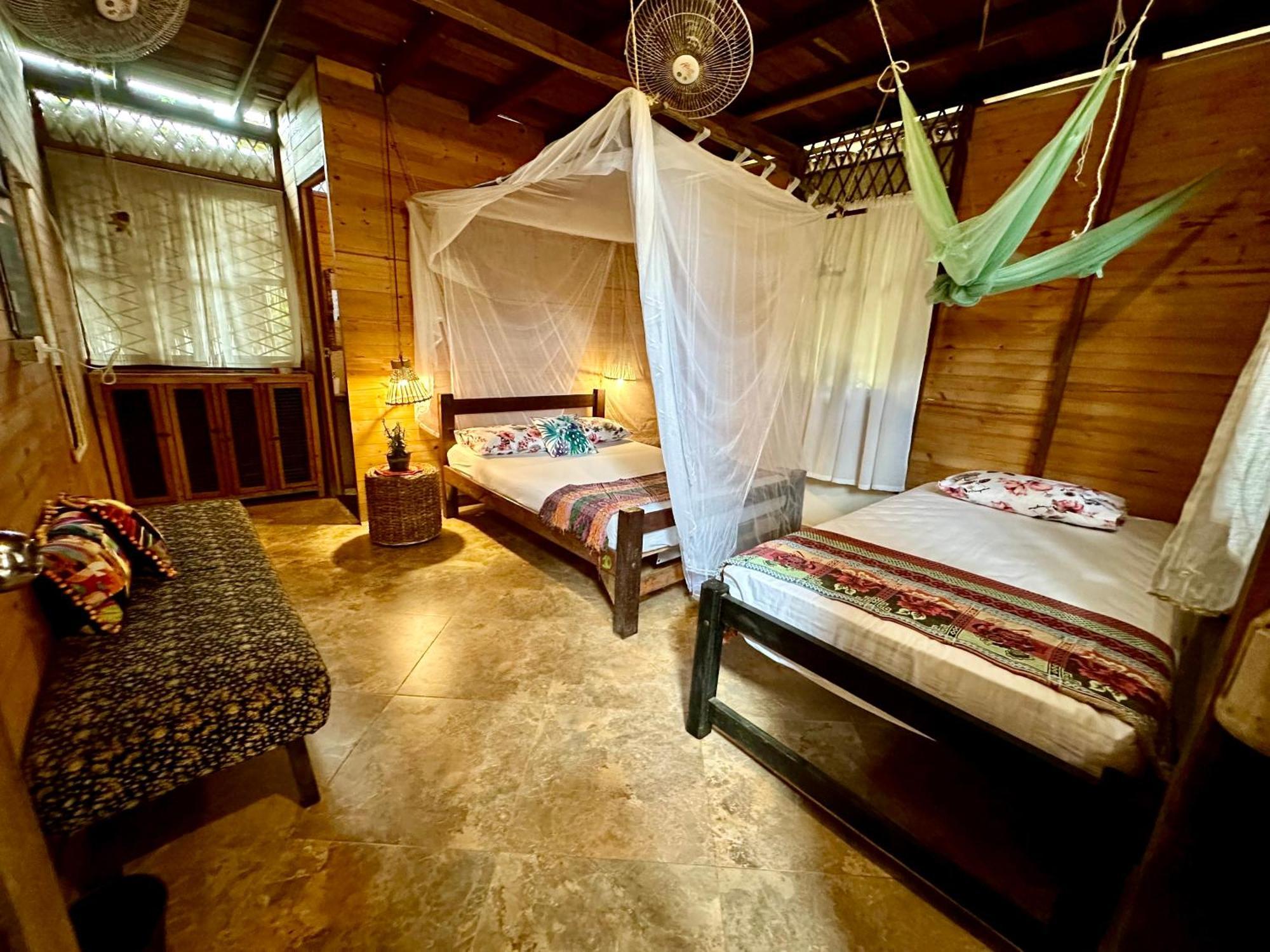 Bella Flor Hostel Паломино Экстерьер фото