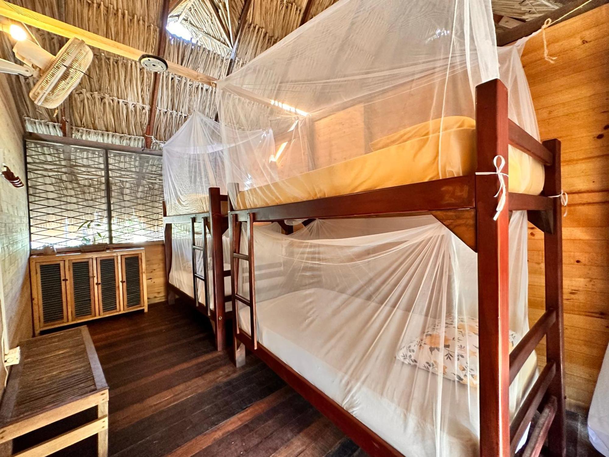 Bella Flor Hostel Паломино Экстерьер фото